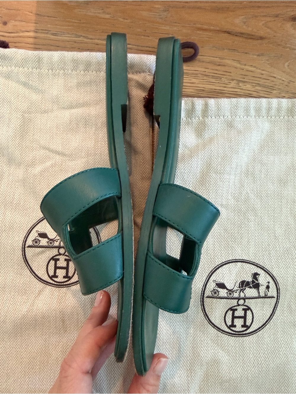 Hermès Green Oran Sandals - Picture 5 of 7